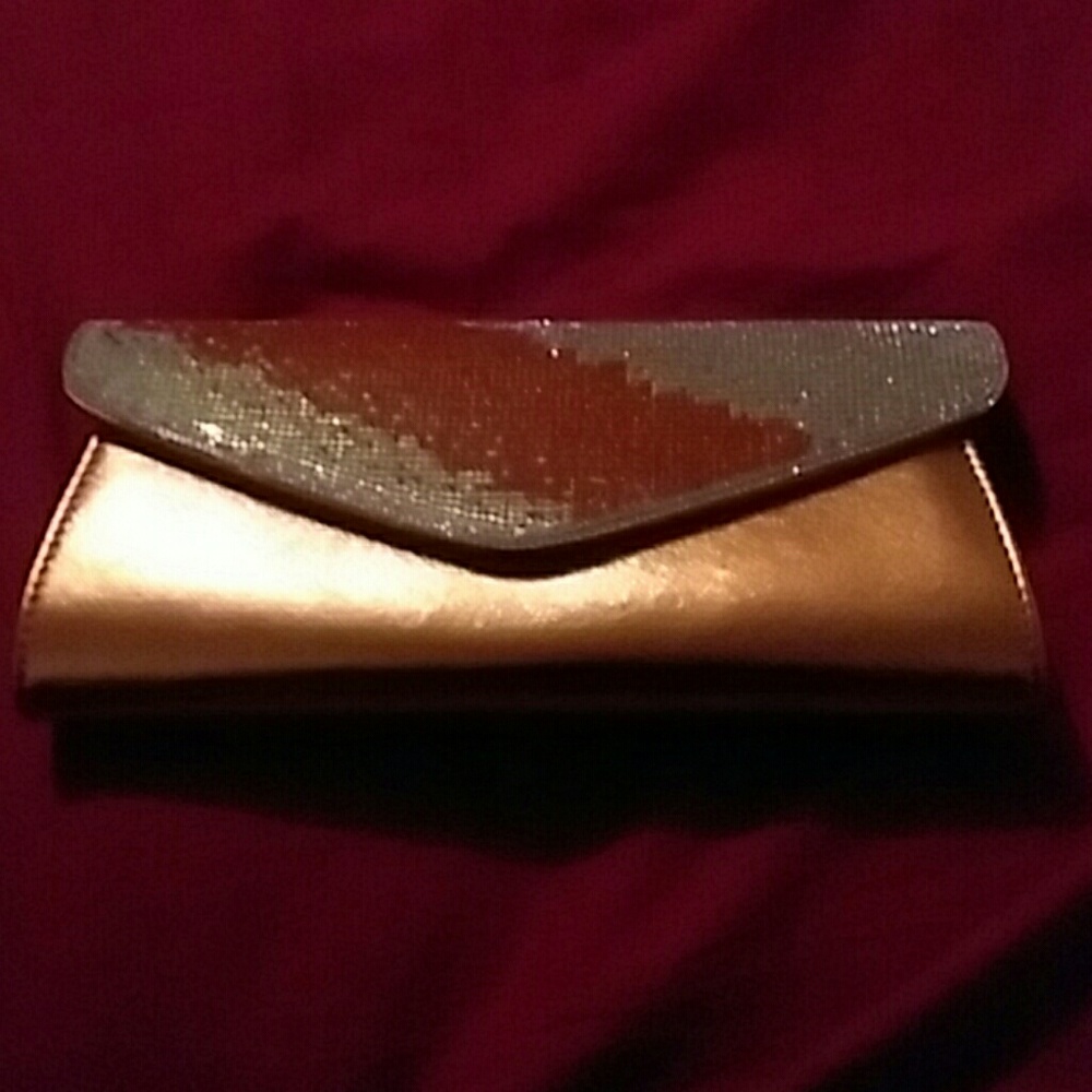 Orange clutch